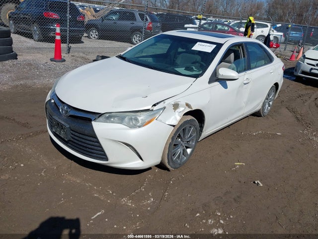 Toyota CAMRY XLE 2016 4T1BF1FK8GU501593 Image 2