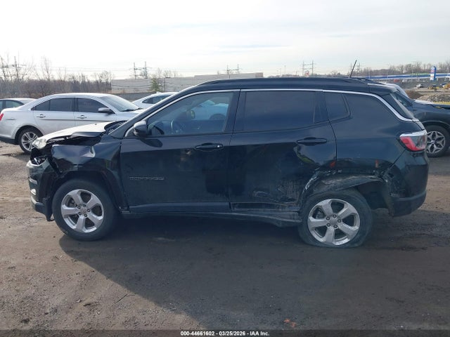 2021 Jeep Compass Latitude 4x4 მანქანა იყიდება აუქციონზე, vin: 3C4NJDBB7MT534548, აუქციონის ნომერი: 44661602