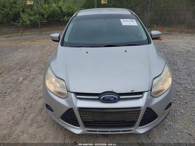 1FADP3F24EL324765 Ford FOCUS SE
