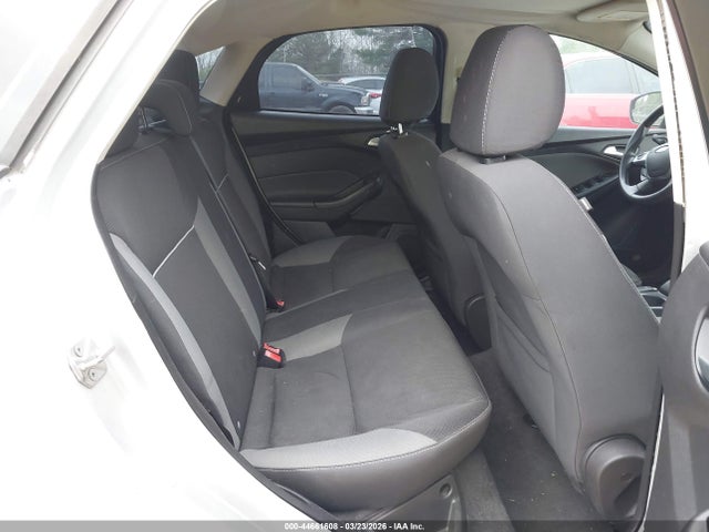 1FADP3F24EL324765 Ford FOCUS SE