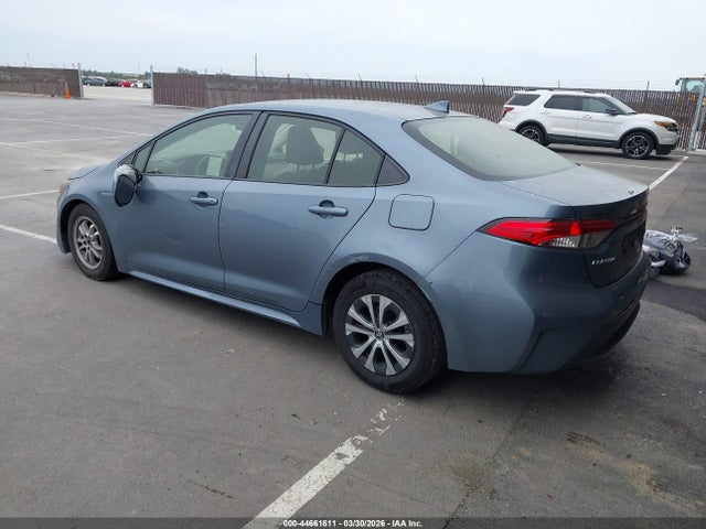Toyota Corolla Hybrid Le 2021 JTDEAMDE1MJ014005 Image 3