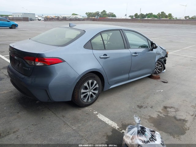Toyota Corolla Hybrid Le 2021 JTDEAMDE1MJ014005 Image 4