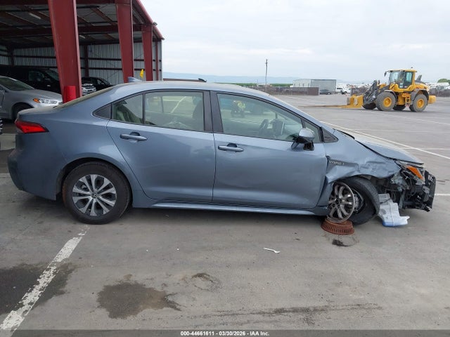 Toyota Corolla Hybrid Le 2021 JTDEAMDE1MJ014005 Image 6