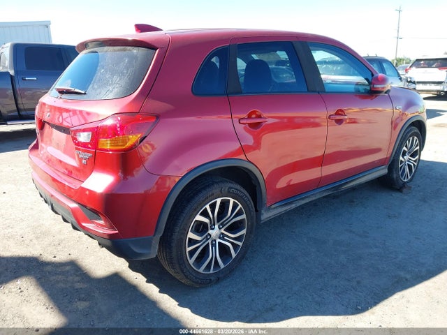 2018 MITSUBISHI OUTLANDER SPORT JA4AP3AW9JU015587 Photo 3