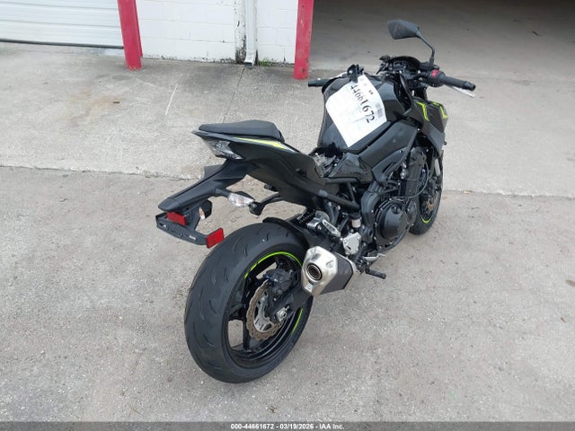 44661672 :رقم المزاد ، ML5ZRDF16RDA67399 vin ، 2024 Kawasaki Zr900 F مزاد بيع