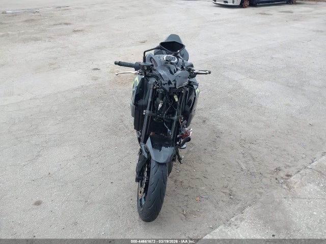 44661672 :رقم المزاد ، ML5ZRDF16RDA67399 vin ، 2024 Kawasaki Zr900 F مزاد بيع