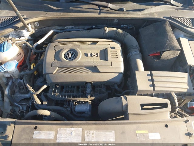 1VWBT7A36GC020518 Volkswagen Passat 1.8t Se