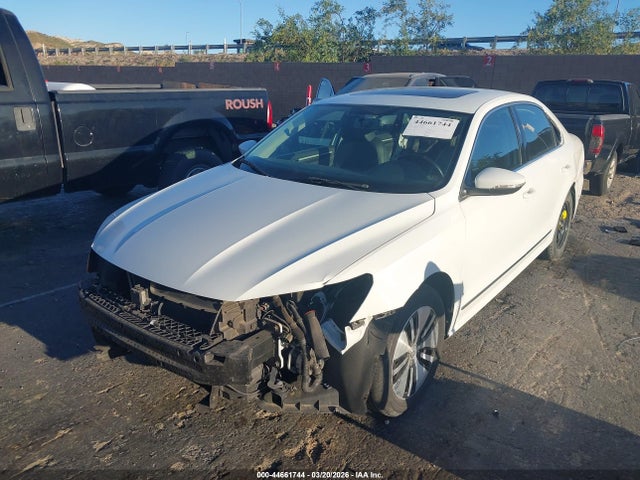 1VWBT7A36GC020518 Volkswagen Passat 1.8t Se