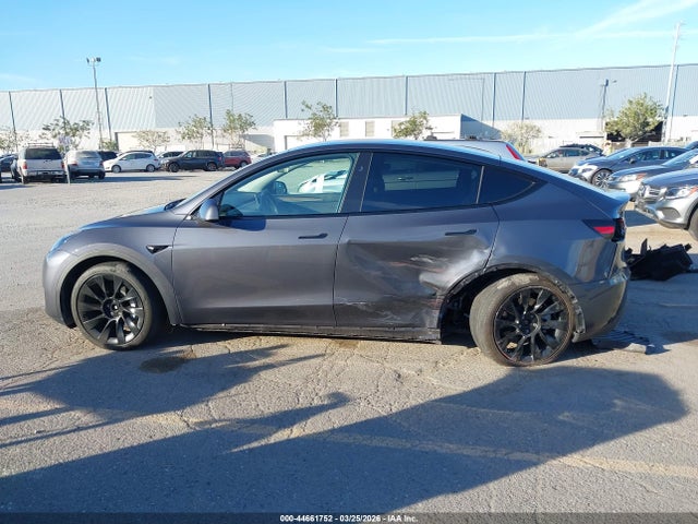 44661752 :رقم المزاد ، 7SAYGDEEXPF814410 vin ، 2023 Tesla Model Y Awd/long Range Dual Motor All-wheel Drive مزاد بيع