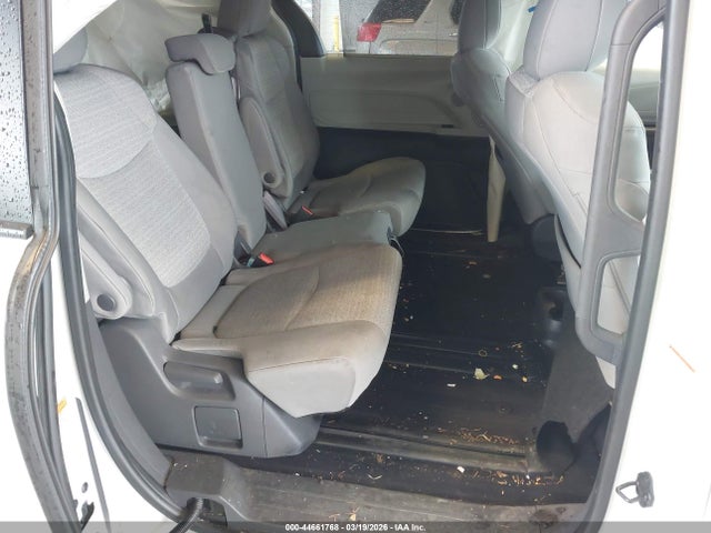 2021 TOYOTA SIENNA 5TDKRKEC8MS043212 Photo 7
