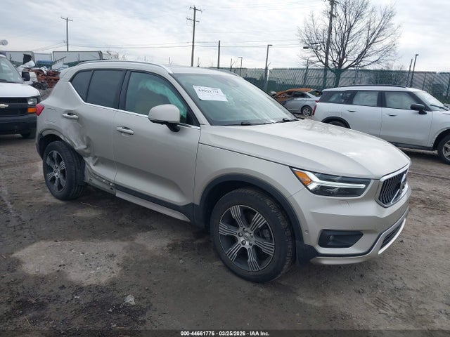 2019 VOLVO XC40 YV4162UL8K2099500