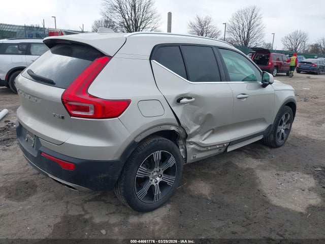 2019 VOLVO XC40 YV4162UL8K2099500 Photo 3