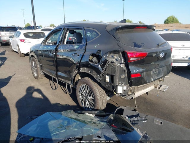 KM8J33AL5MU284483 Hyundai TUCSON SEL
