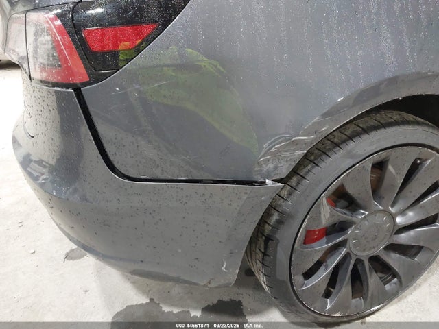 2023 Tesla Model 3 Performance Dual Motor All-wheel Drive მანქანა იყიდება აუქციონზე, vin: 5YJ3E1EC6PF592071, აუქციონის ნომერი: 44661871