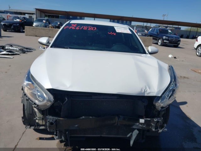 2019 Kia Forte Ex მანქანა იყიდება აუქციონზე, vin: 3KPF54AD7KE029140, აუქციონის ნომერი: 44661880