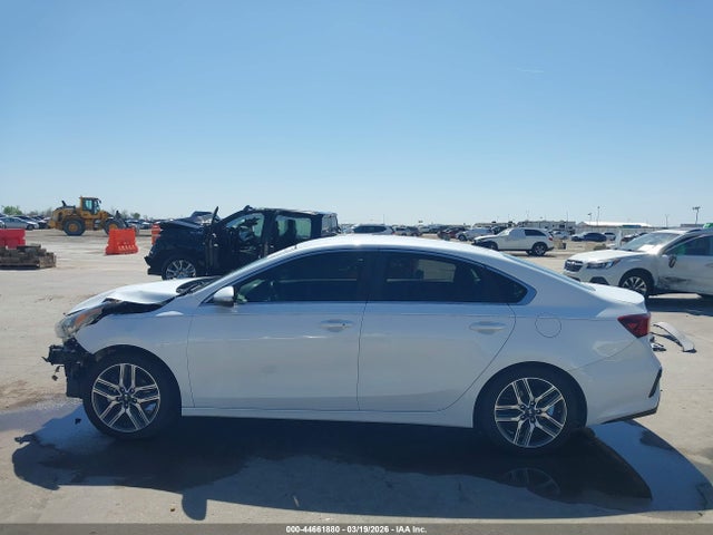 2019 Kia Forte Ex მანქანა იყიდება აუქციონზე, vin: 3KPF54AD7KE029140, აუქციონის ნომერი: 44661880