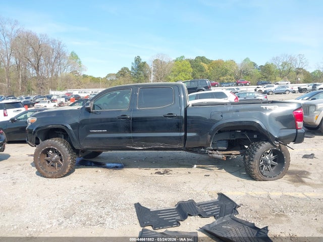 Продажа на аукционе авто 2017 Toyota Tacoma Trd Sport, vin: 5TFBZ5DN2HX002370, номер лота: 44661882
