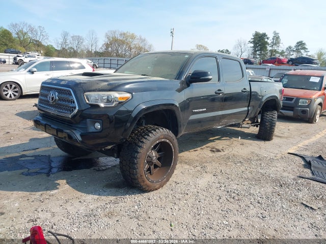 Продажа на аукционе авто 2017 Toyota Tacoma Trd Sport, vin: 5TFBZ5DN2HX002370, номер лота: 44661882