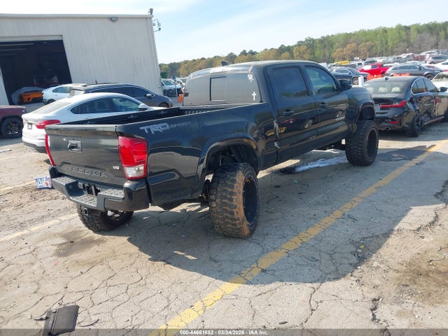 Продажа на аукционе авто 2017 Toyota Tacoma Trd Sport, vin: 5TFBZ5DN2HX002370, номер лота: 44661882