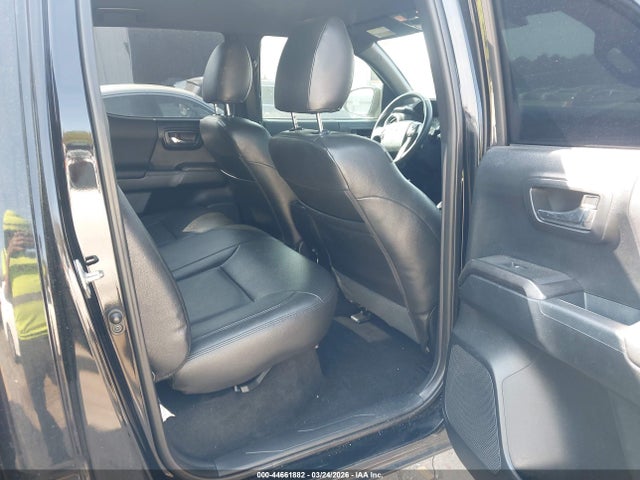 Продажа на аукционе авто 2017 Toyota Tacoma Trd Sport, vin: 5TFBZ5DN2HX002370, номер лота: 44661882