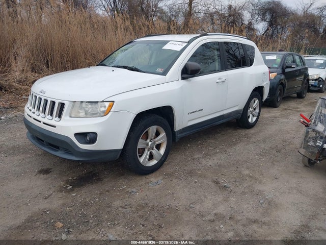 2011 JEEP COMPASS 1J4NT1FB4BD139288 Photo 1