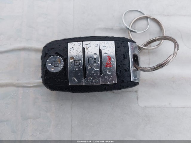 2017 KIA SORENTO 5XYPHDA50HG324158 Photo 10