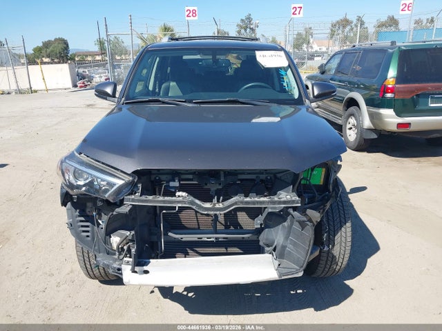JTEZU5JR9J5188569 Toyota 4runner Sr5 Premium