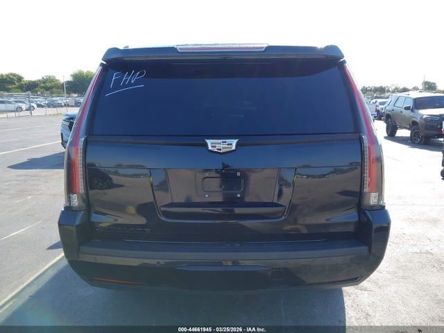44661945 :رقم المزاد ، 1GYS3HKJ9JR343949 vin ، 2018 Cadillac Escalade Esv Luxury مزاد بيع