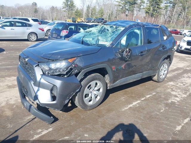 2T3F1RFV4MC205564 Toyota RAV4 LE