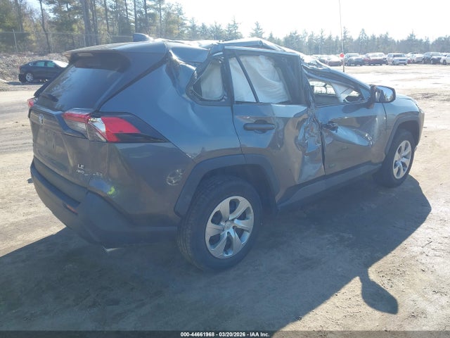 2T3F1RFV4MC205564 Toyota RAV4 LE