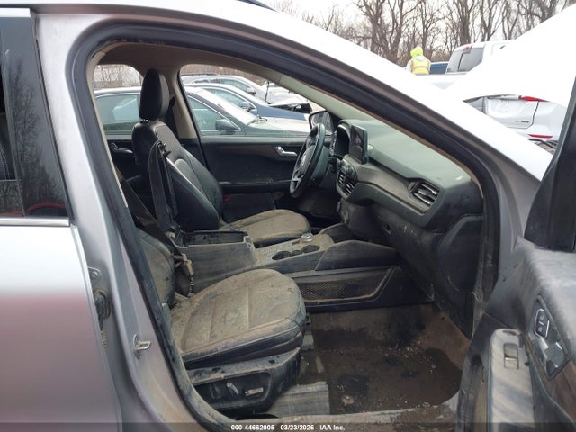 2020 FORD ESCAPE 1FMCU9J9XLUB15992 Photo 4