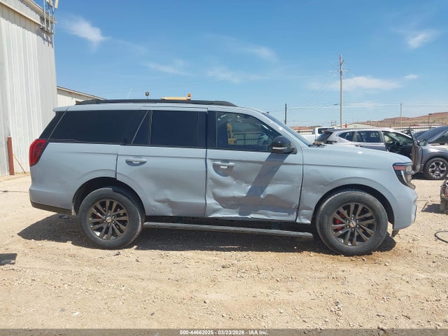 1FMJU1MG5SEA13270 Ford Expedition Platinum