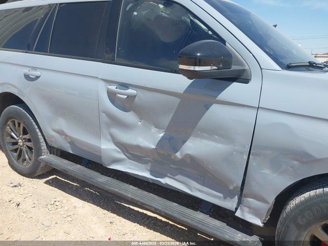 1FMJU1MG5SEA13270 Ford Expedition Platinum