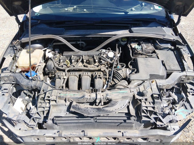 1FADP3F20GL391012 Ford FOCUS SE
