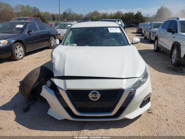 44662051 :رقم المزاد ، 1N4BL4BV3LC147566 vin ، 2020 Nissan Altima S Fwd مزاد بيع