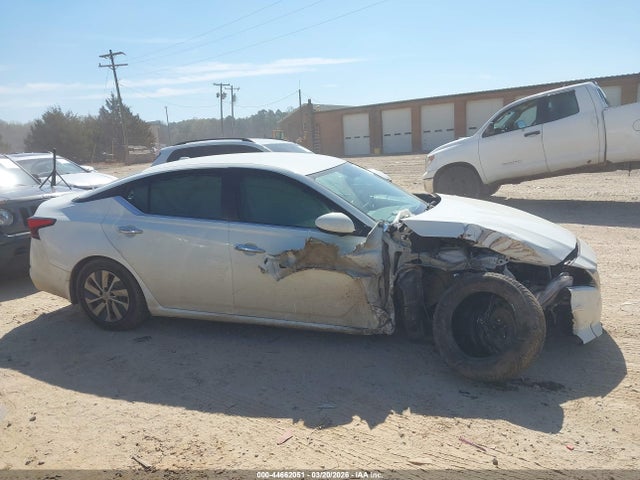 44662051 :رقم المزاد ، 1N4BL4BV3LC147566 vin ، 2020 Nissan Altima S Fwd مزاد بيع