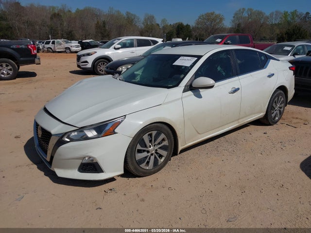 44662051 :رقم المزاد ، 1N4BL4BV3LC147566 vin ، 2020 Nissan Altima S Fwd مزاد بيع