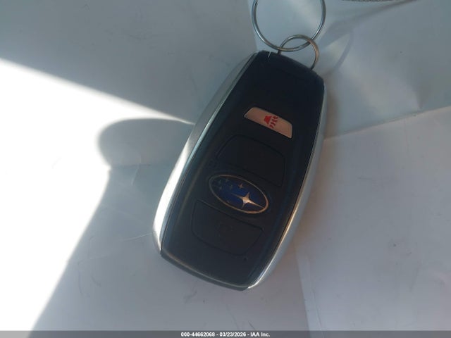 Продаж на аукціоні авто 2017 Subaru Outback 3.6r Limited, vin: 4S4BSENC9H3408912, номер лоту: 44662068