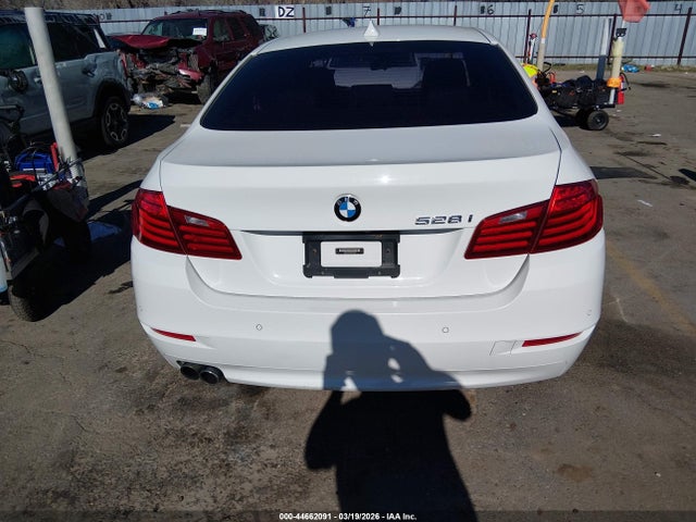 BMW 528I 2015 WBA5A5C5XFD513603 Image 16
