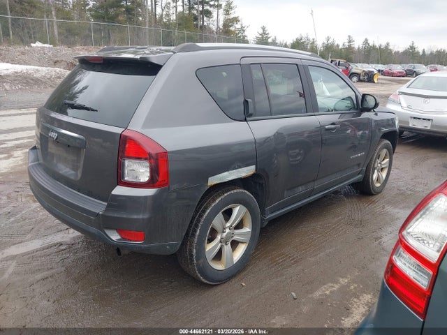 44662121 :رقم المزاد ، 1C4NJDBB0FD271912 vin ، 2015 Jeep Compass Sport مزاد بيع