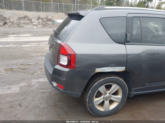 44662121 :رقم المزاد ، 1C4NJDBB0FD271912 vin ، 2015 Jeep Compass Sport مزاد بيع