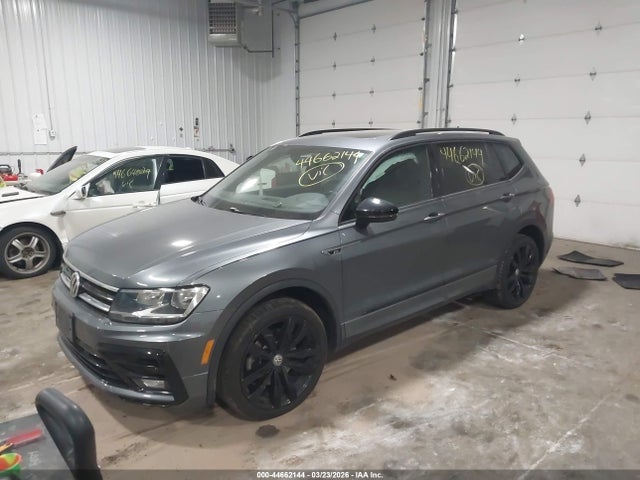 2020 Volkswagen Tiguan 2.0t Se/2.0t Se R-line Black/2.0t Sel მანქანა იყიდება აუქციონზე, vin: 3VV2B7AXXLM181862, აუქციონის ნომერი: 44662144