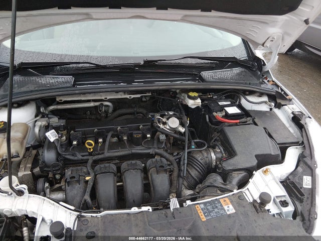 1FADP3K2XJL316282 Ford FOCUS SE