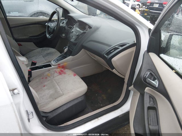 1FADP3K2XJL316282 Ford FOCUS SE