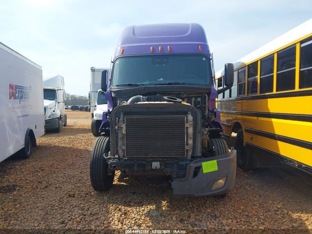 44662185 :رقم المزاد ، 3AKJHHDR7NSMD0031 vin ، 2022 Freightliner New Cascadia 126 مزاد بيع