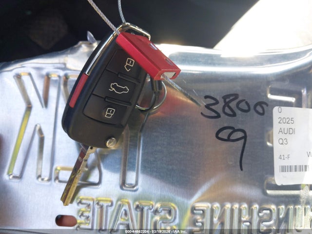 2025 AUDI Q3 WA1DECF37S1017939 Photo 10