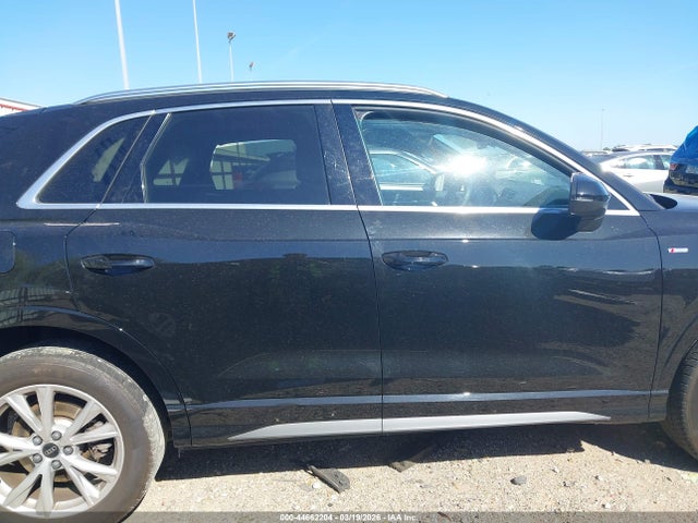 Aukcja sprzedaży 2025 Audi Q3 Premium 45 Tfsi S Line Quattro Tiptronic, vin: WA1DECF37S1017939, numer aukcji: 44662204