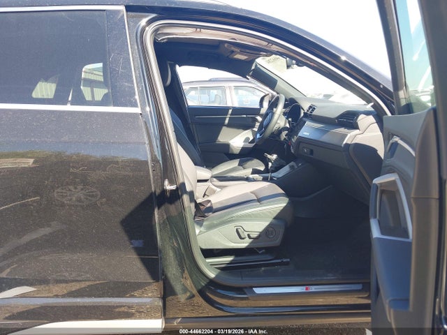 2025 AUDI Q3 WA1DECF37S1017939 Photo 4