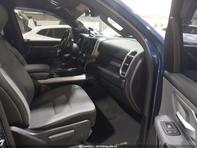 44662233 :رقم المزاد ، 1C6SRFMT5MN572185 vin ، 2021 Ram 1500 Big Horn  4x4 6'4 Box مزاد بيع