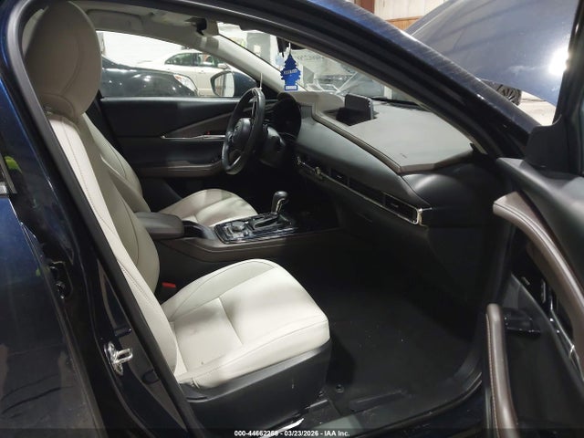 Продажа на аукционе авто 2024 Mazda Cx-30 2.5 S Premium Package, vin: 3MVDMBDM7RM641556, номер лота: 44662258